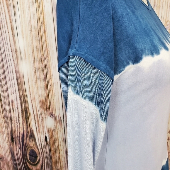 G Scent Tye Dye Long Sleeve Ruffle Hem Tunic - Picture 3 of 7